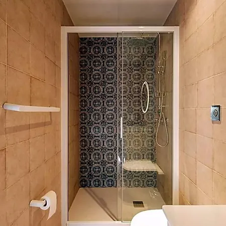Marvellous With A Large Private Terrace 4* Valensiya